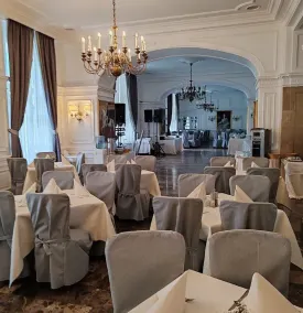 Hotel Regal 1880 - Boutique Hotel in Parcul Central Sinaia - Restaurant