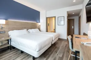Hotel Puerta de Bilbao - Chambre