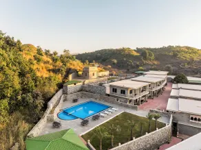 Jaldhara Resort - Piscina
