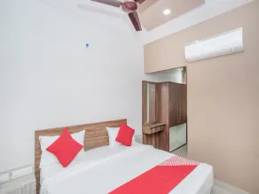 Hotel Saarang Forever - Rom
