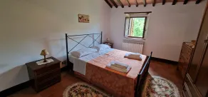 View of Monte Amiata for 3 guests Agriturismo La Piaggia - Vivo dOrcia - Værelse