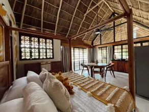 Casa Latino - Room