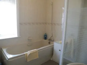 Broadlands Gate - Baño