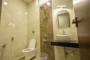 Hotel Kurunjii Residency - Bathroom