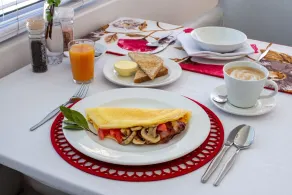 Saffron House Guesthouse - Breakfast meal