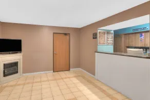 Super 8 by Wyndham Augusta - Hall