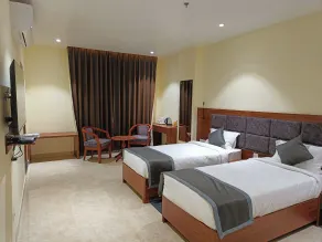 HOTEL GOLDEN ORCHID - Room