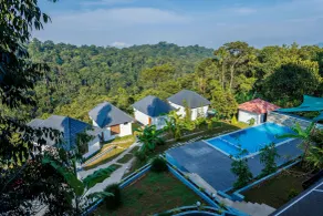 Le Serene Misty Hills Resort  - Pool