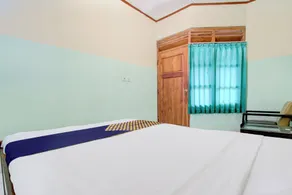 Hotel O Pondok Wisata Kaliandra Kaliurang - Værelse