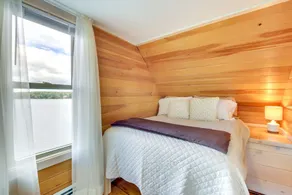 Maine Lake House w/ Private Dock & Kayaks! - Værelse