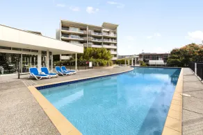 Oaks Brisbane Mews Suites - Pool