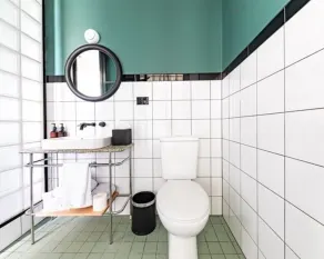 Stay at Hotel Steyne - Bathroom