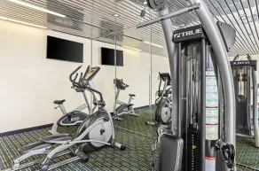 Suburban Studios Charleston - Civic Center - Salle de remise en forme