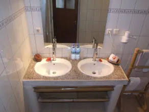 Hotel Chonos - Bathroom
