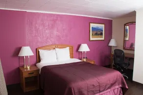 Budget Inn - Room