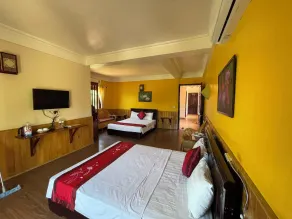 Chez Loan Hotel - Room