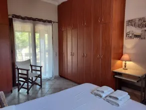 Irini Studios - Rom