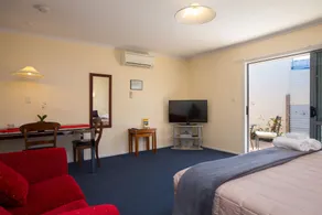 Middle Park Motel - Room