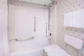 Days Inn by Wyndham Sherman - Salle de bain