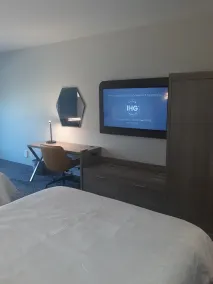 Holiday Inn Express & Suites Jackson by IHG - Camera
