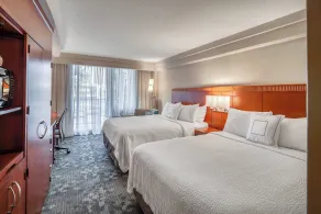 Courtyard by Marriott Jacksonville Beach Oceanfront - Chambre