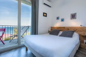 Hôtel Almanarre Plage - Hôtel Eco-Responsable face à la mer - Rom