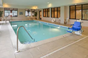 Hampton Inn Milford - Piscina