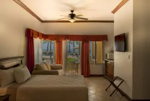 Hotel Cayman Suites - View from room