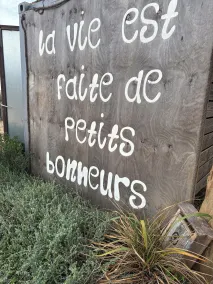 Domaine de Sonia - Logements éco-insolites - Rezeption