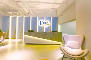 Fives Hotel DNP - Lobby