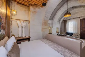 Tol of Cappadocia - Rom