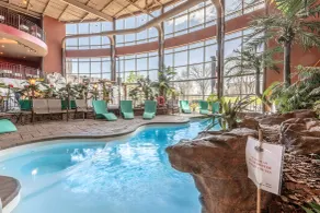 Hôtel Universel Québec Sainte-Foy - Piscine