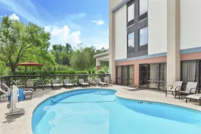 Hampton Inn Commerce - Piscine