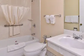 Scottish Inns & Suites - Badezimmer