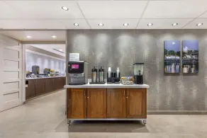 Best Western Plus Portland Airport Hotel & Suites - Restaurant