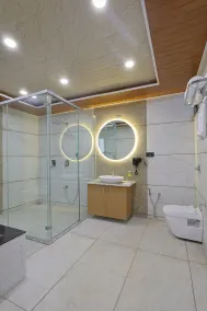 Hotel Sunshine Inn, Somnath - Baño