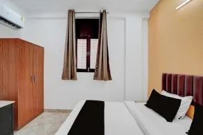Super Townhouse Sector 13 Gurgaon - Habitación