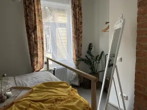 Exquisite & Steps to center 1Br Apt with Free Parking - Værelse