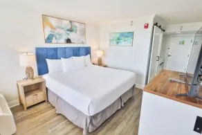 Wyndham Garden Fort Walton Beach - Fully Renovated - Rum