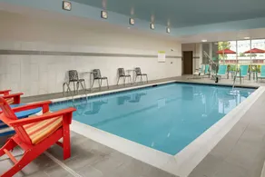 Home2Suites by Hilton Marysville, OH - Piscina
