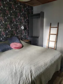 Tuura - Habitación