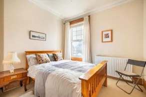 4-bedroom Victorian Home Belfast - Camera