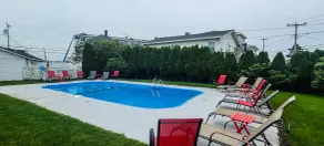 Sun and Surf Motel - Piscina