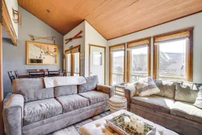 Charming Townhome - Walk to Greek Peak Mountain! - Innvendig
