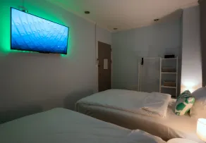 420 Hostel - Ekkamai Buds & Beds - Room