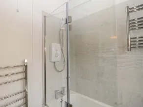 Stable Cottage - Baño