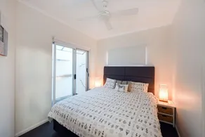Seamistral - 1/21 Oriole Avenue - Room