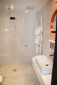 Schlafzimmer - self Check-in - Salle de bain