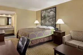 Super 8 by Wyndham Ruston - Chambre