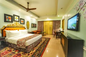 Mayfair Oasis Resort & Convention - Room